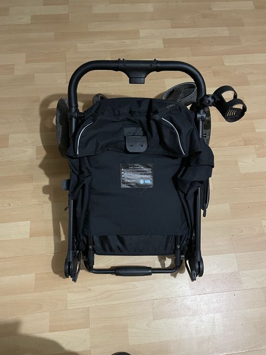 Прогулочная коляска Carrello Bravo