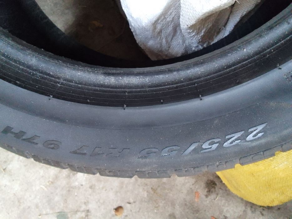 Opony zimowe 225/55R17