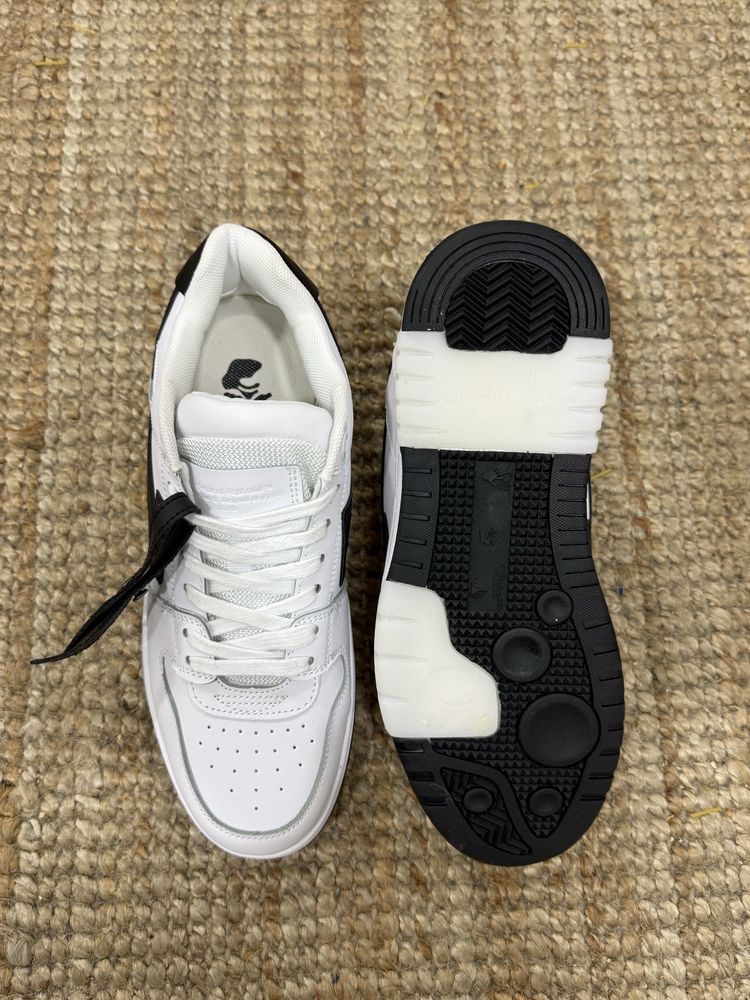Off-white Promoção