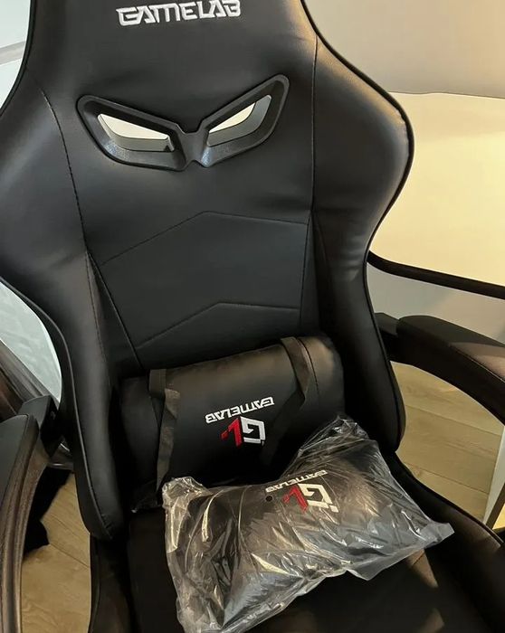 Комп'ютерне крісло