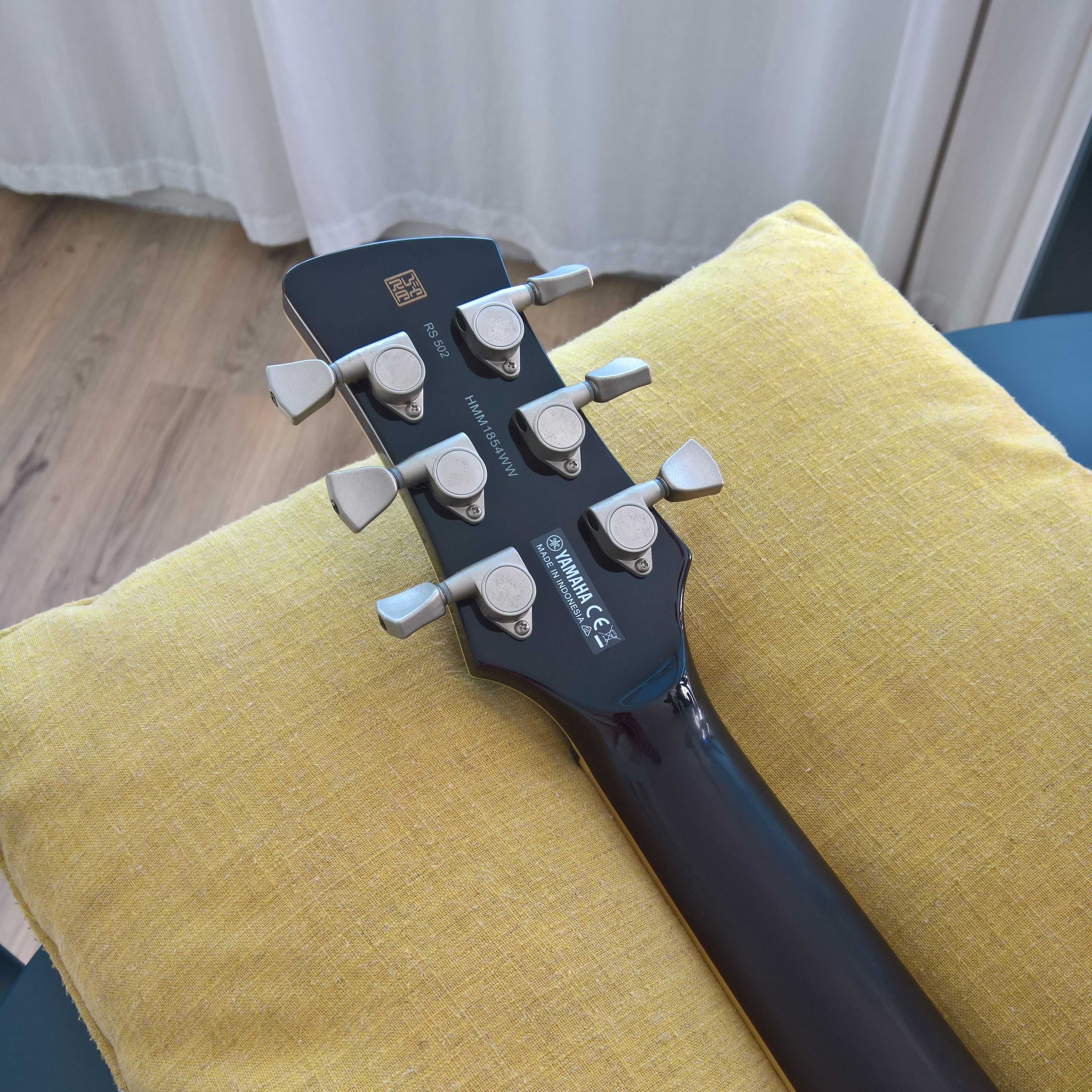 Guitarra Yamaha Revstar RS502