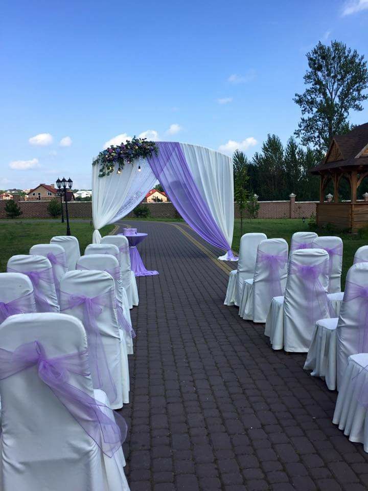 Весільні банти декор крісел фіолетові лаванда свадебный декор
