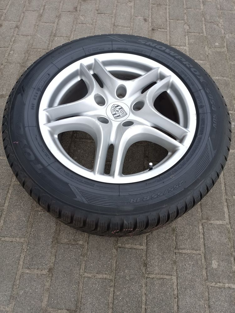Porsche Cayenne felgi aluminiowe 18 cali oryginał 255/55/R18