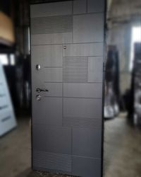 Трьохконтурні металеві двері криворізького виробника