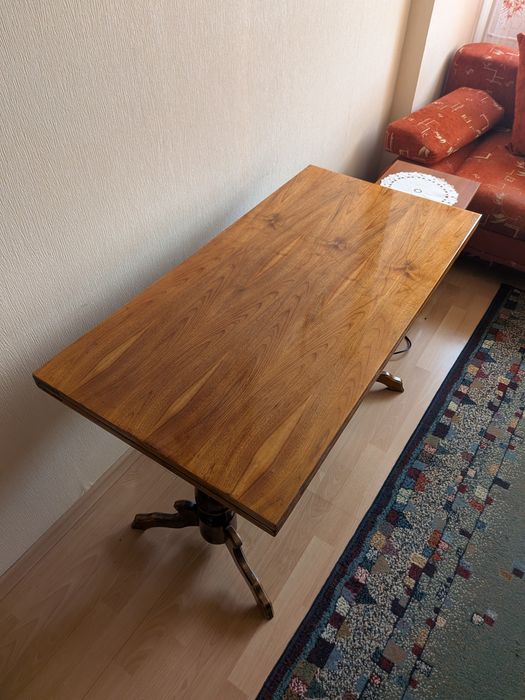 Ława z funkcją rozkładania do kwadratowego stołu