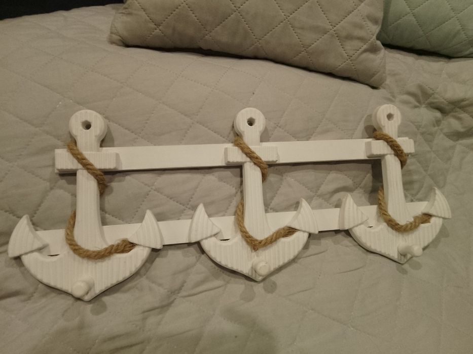Wieszak na ubrania kotwica