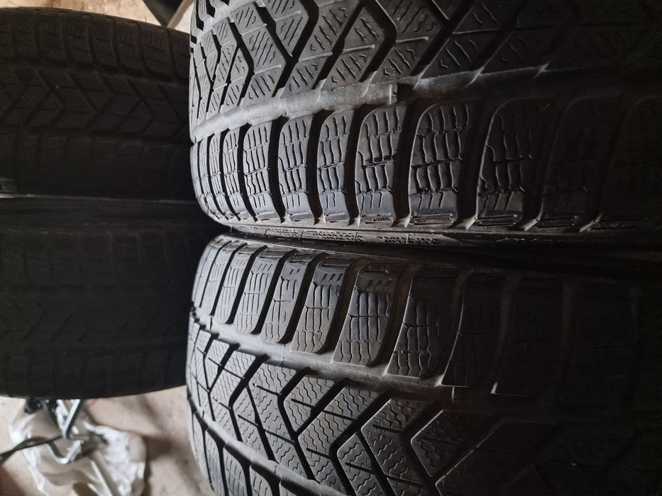 Opony Pirelli sottzero3 -6mm bieżnika.  235/35 /19