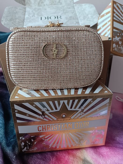 Dior - Kosmetyczka zlota