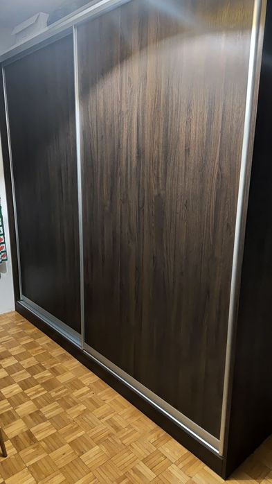 Sprzedam trzy szafy przesuwne kolor dąb palermo