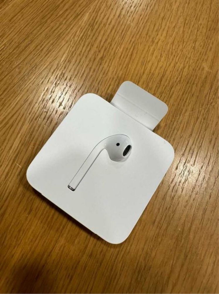 Nowa oryginalna, prawa Apple AirPods 2 A2032