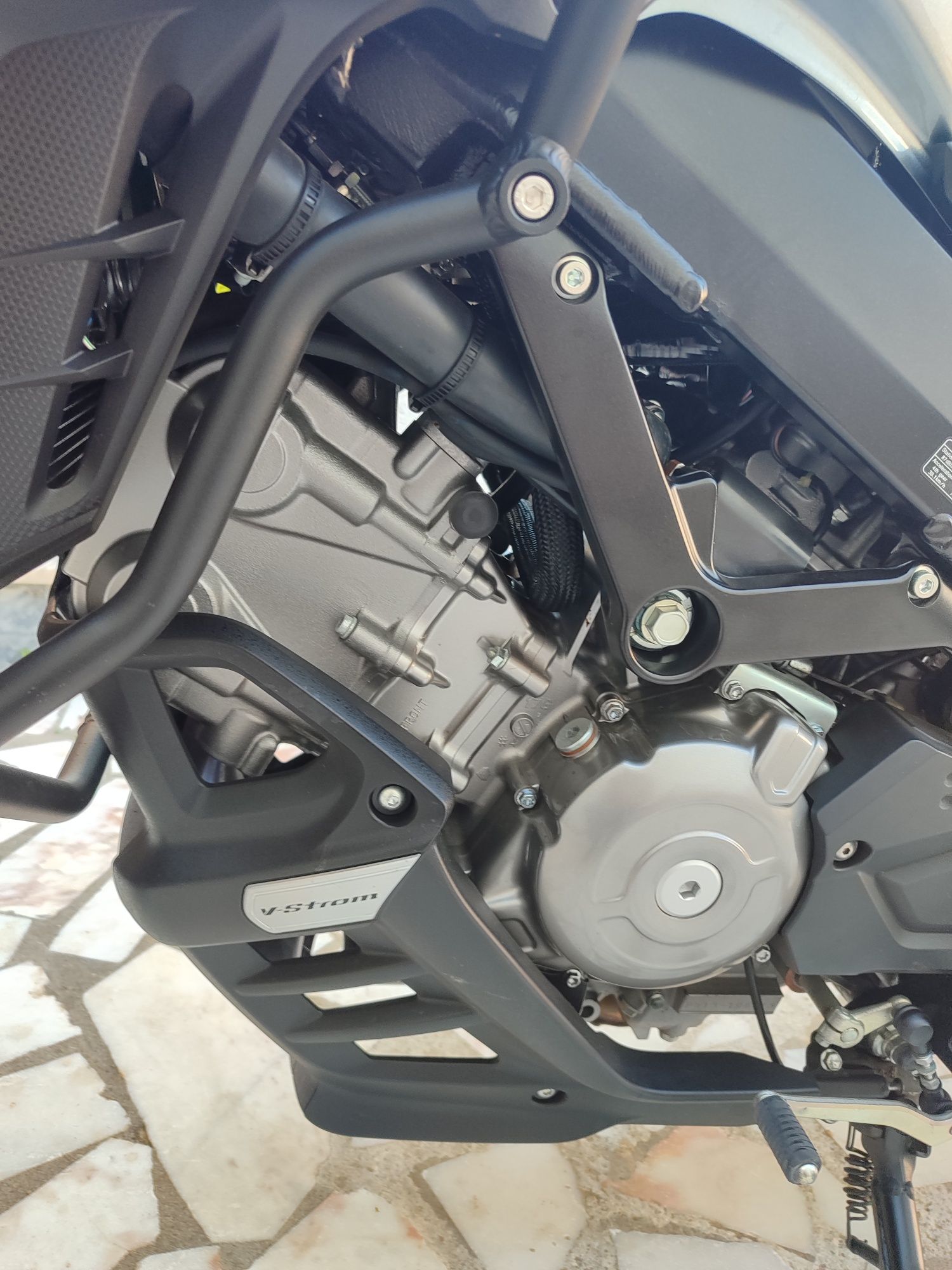 Mota Suzuki vstrom