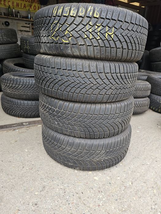 Opony Zimowe R16 215/60-8mm-23Rok-Bridgestone