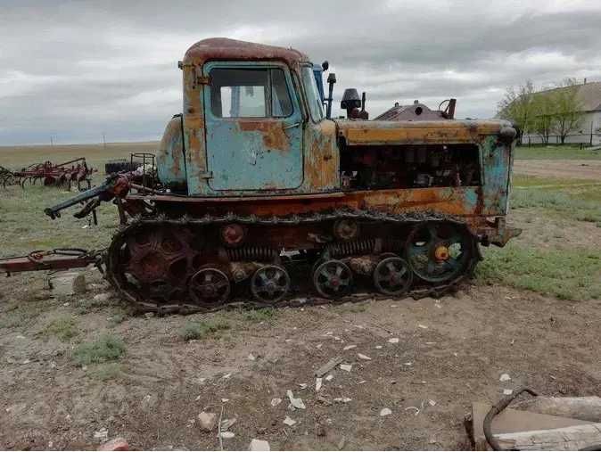 Продам трактор Т-74