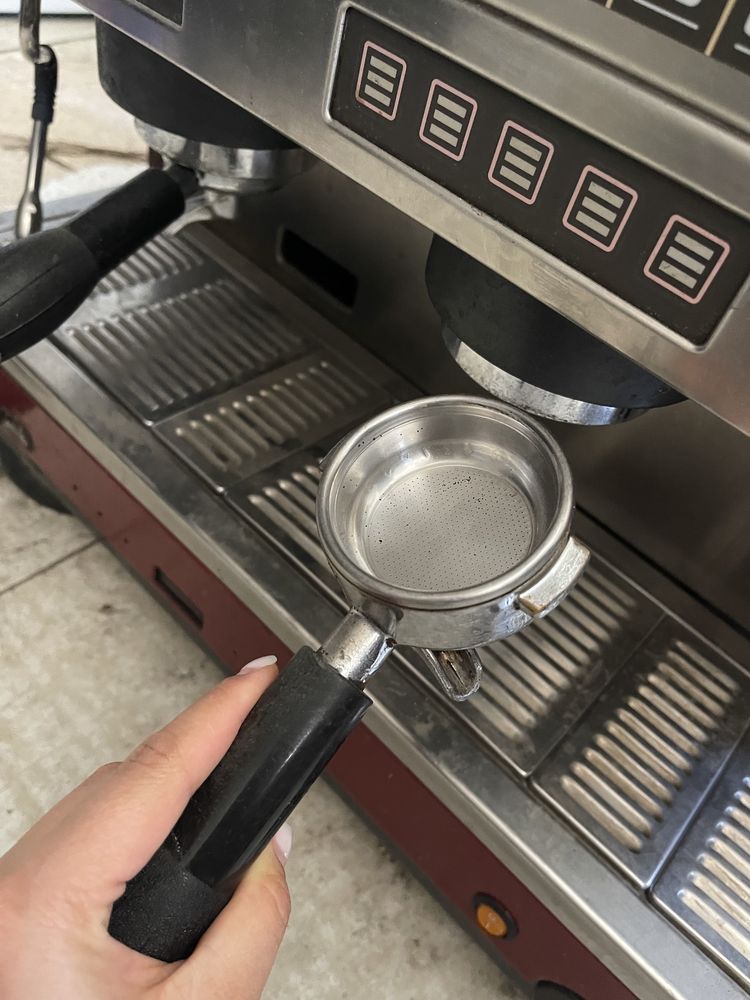 Професійна кавова машина La Cimbali M30