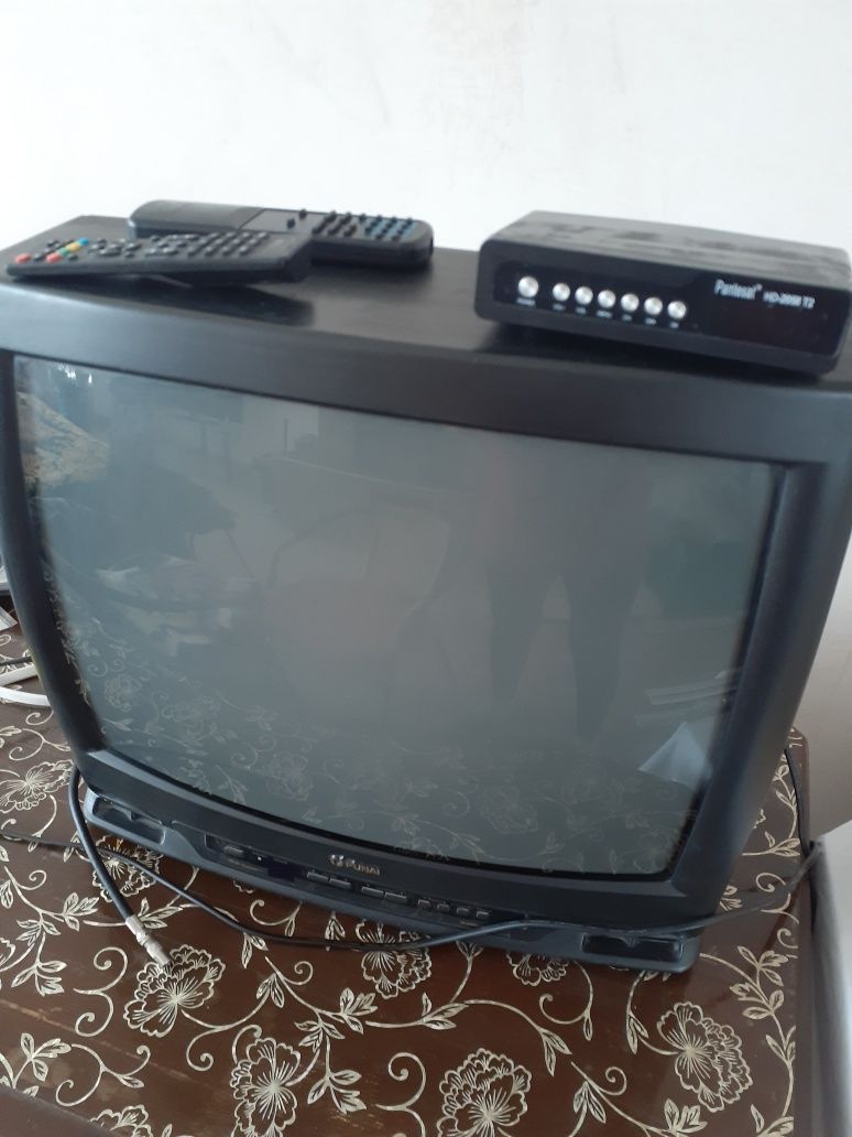 Телевизор      FUNAI