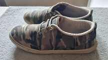 Sprzedam buty Under Armour rozmiar 43