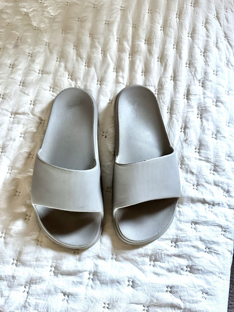 Chinelo prozis cinzento/creme