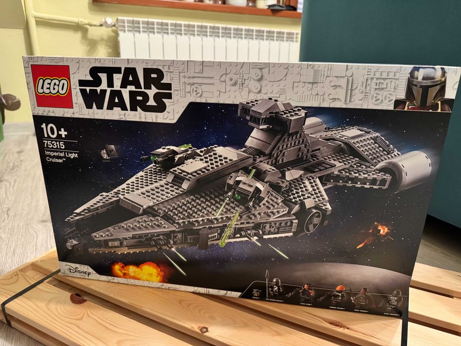 Lego Star Wars 75315 - Imperialny Lekki Krążownik