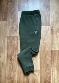 Adidas - штани спортивні чоловічі хакі розмір XL-XXL 2XL