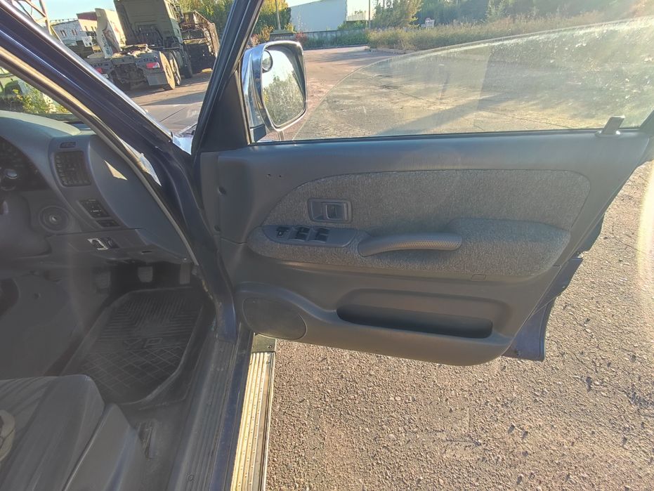 Toyota Land Cruiser Prado 90