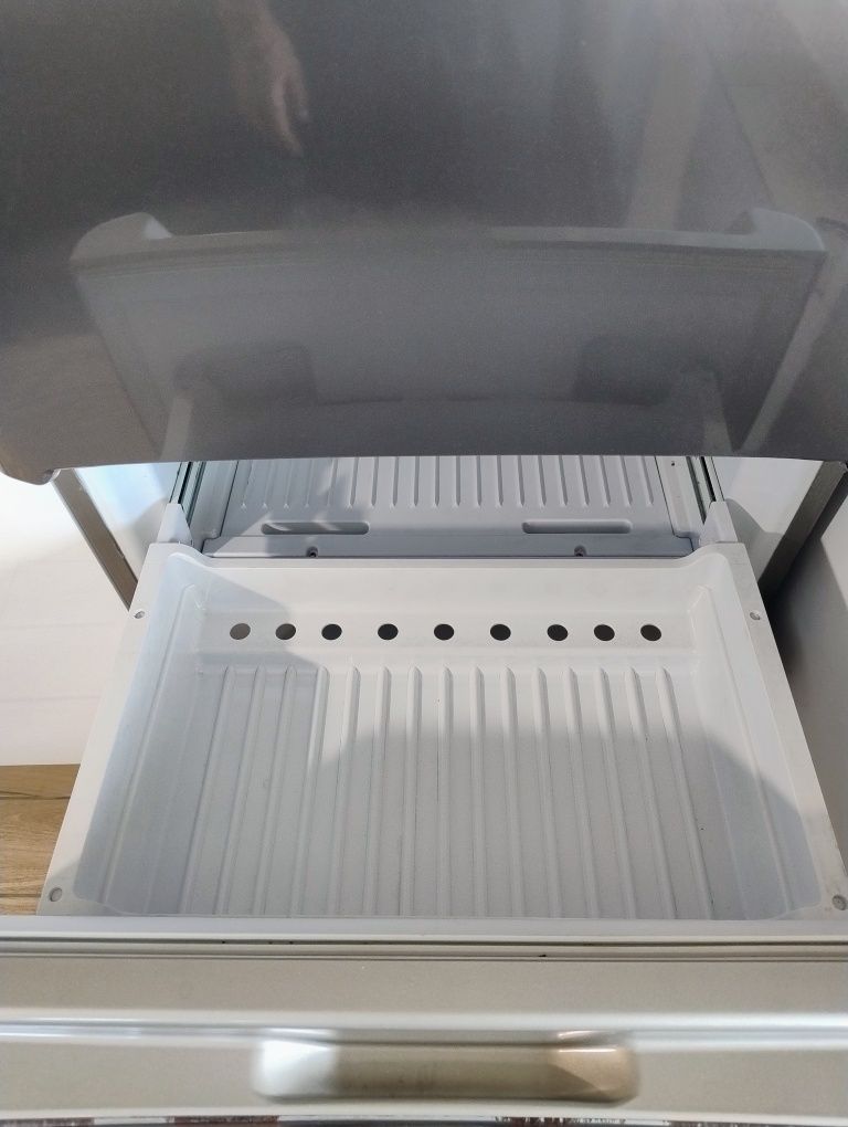 Lodówka Indesit trilogic no Frost