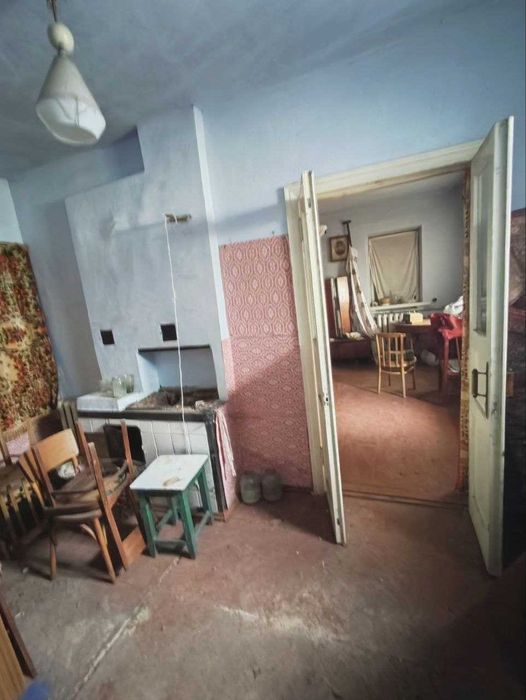 Продам будинок з ділянкою: Дніпро, Лівий берег.