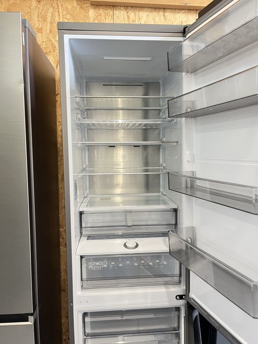 Новий Холодильник Samsung RL38A7B63B1