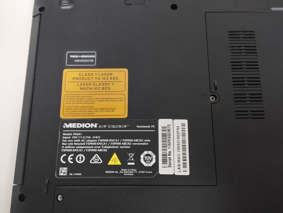 Ігровий ноутбук Medion Erazer P6681 4 gb