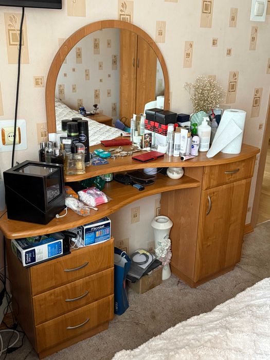 Меблі в спальню з МДФ ТМ Комекс  (Шафа, ліжко, трюмо і тумби 2шт)