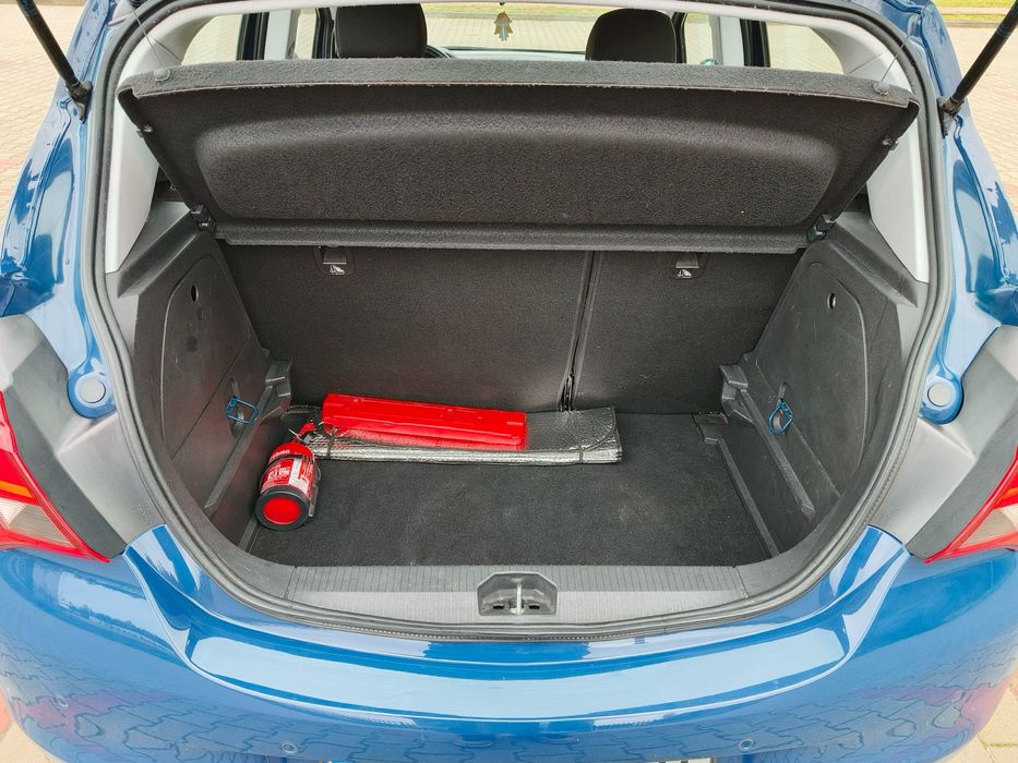 OPEL CORSA bezwypadkowy bezkolizyjny E 1.4 Salon Polska