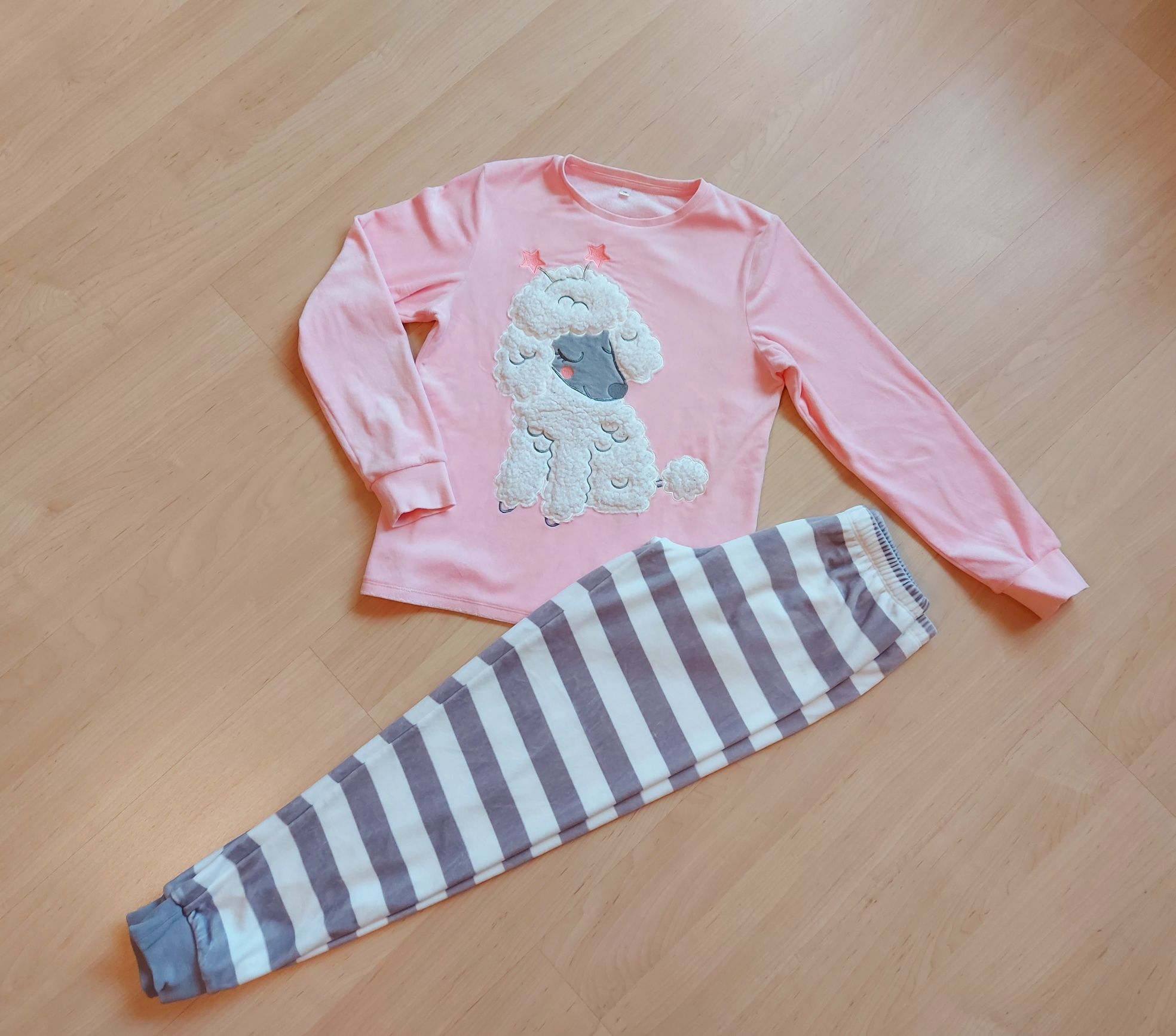 Piżama dla dziewczynki, C&A r. 158, 11-12 lat, owieczka, różowa