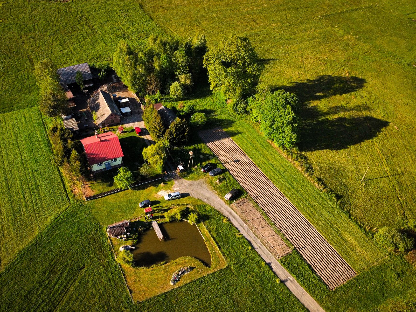 Usługi foto - wideo dronem, zdjęcia i filmy z drona