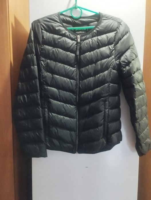 Куртка жіноча M.