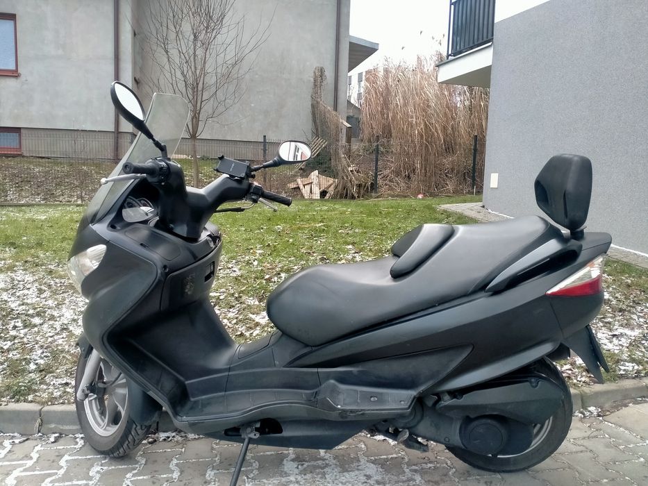 Suzuki Burgman 125