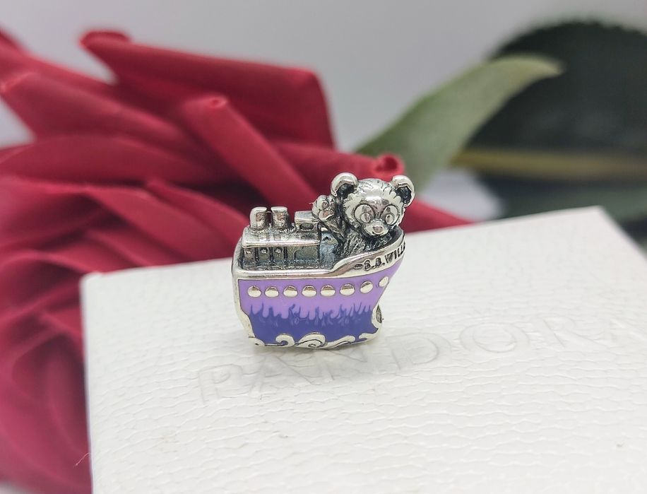 Charm's Disney miś Duffy statek zawieszka