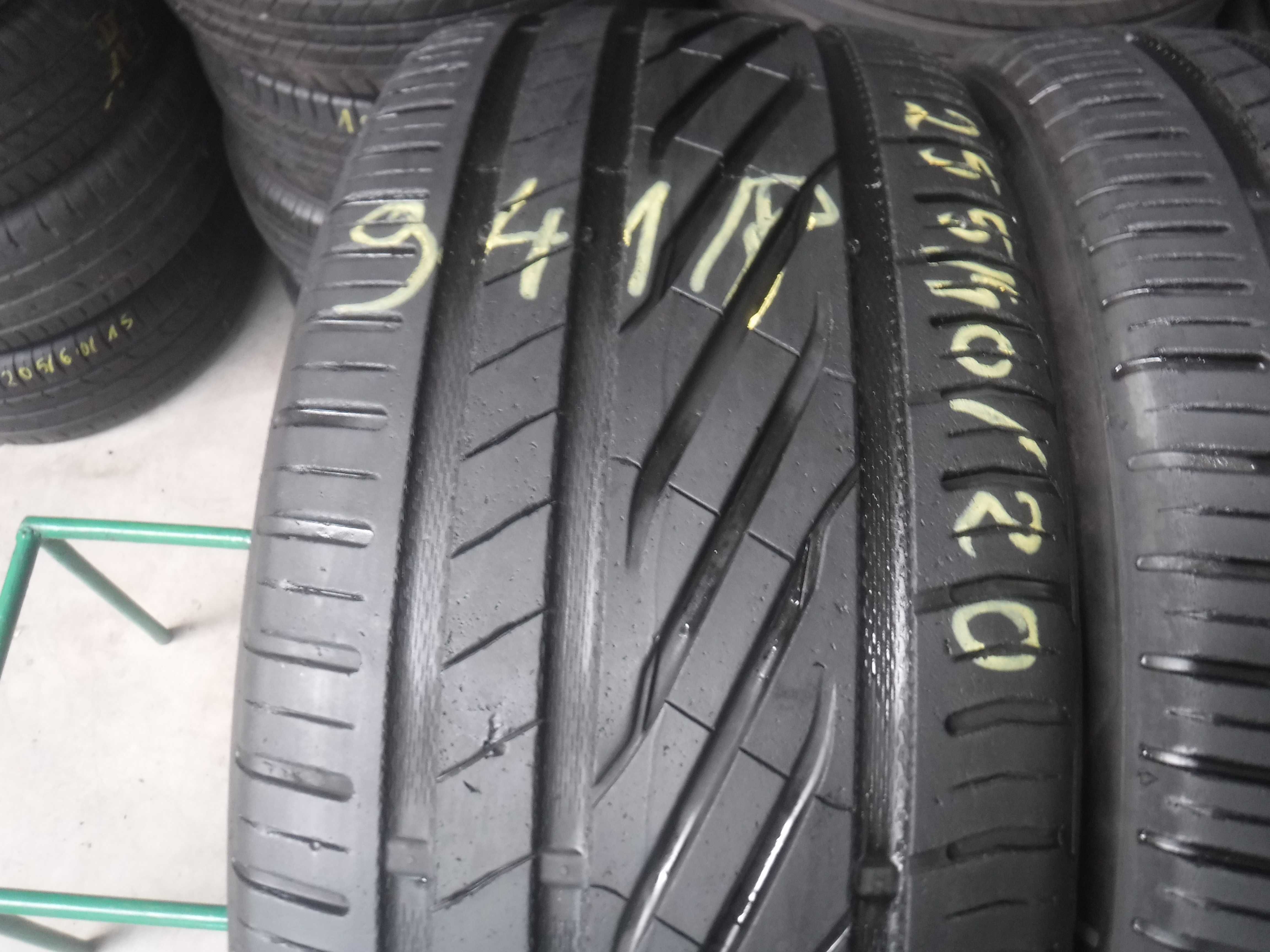 2xOpony 255/40/R20 Uniroyal RainSport 5 6mm