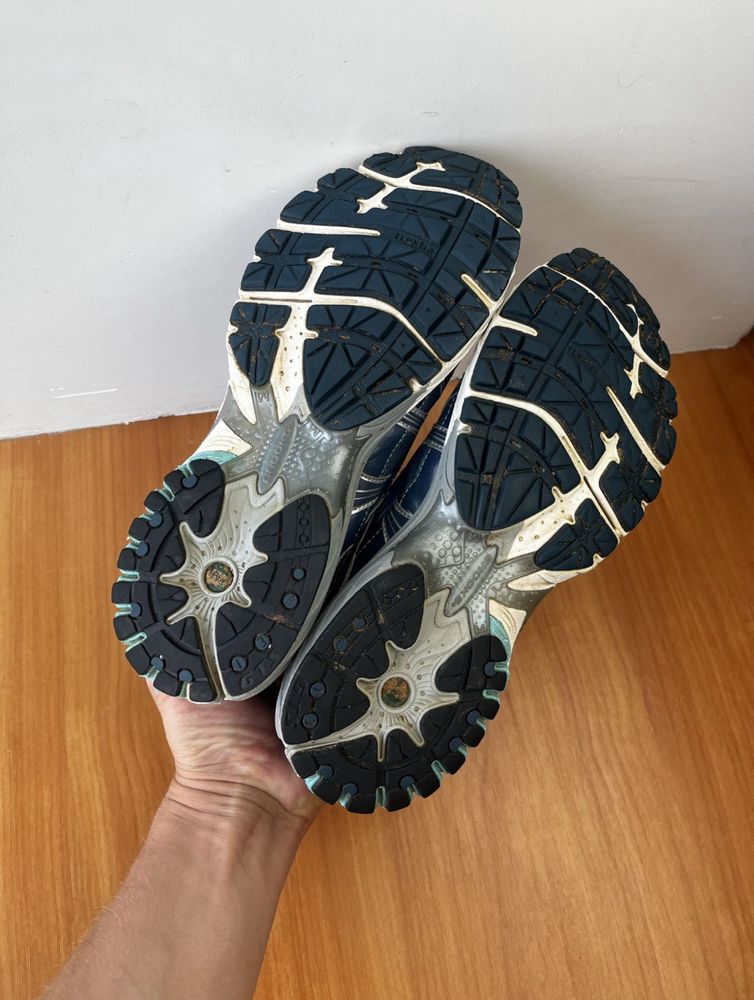 Brooks 44 р 28см