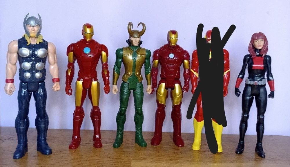 Іграшки супер герой