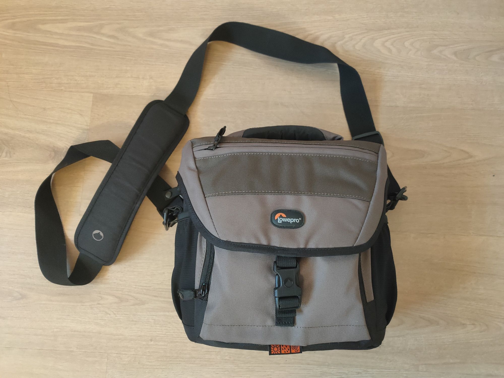 Bolsa Lowepro para câmera reflex