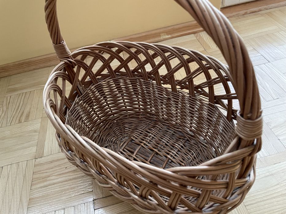 Koszyk wiklinowy