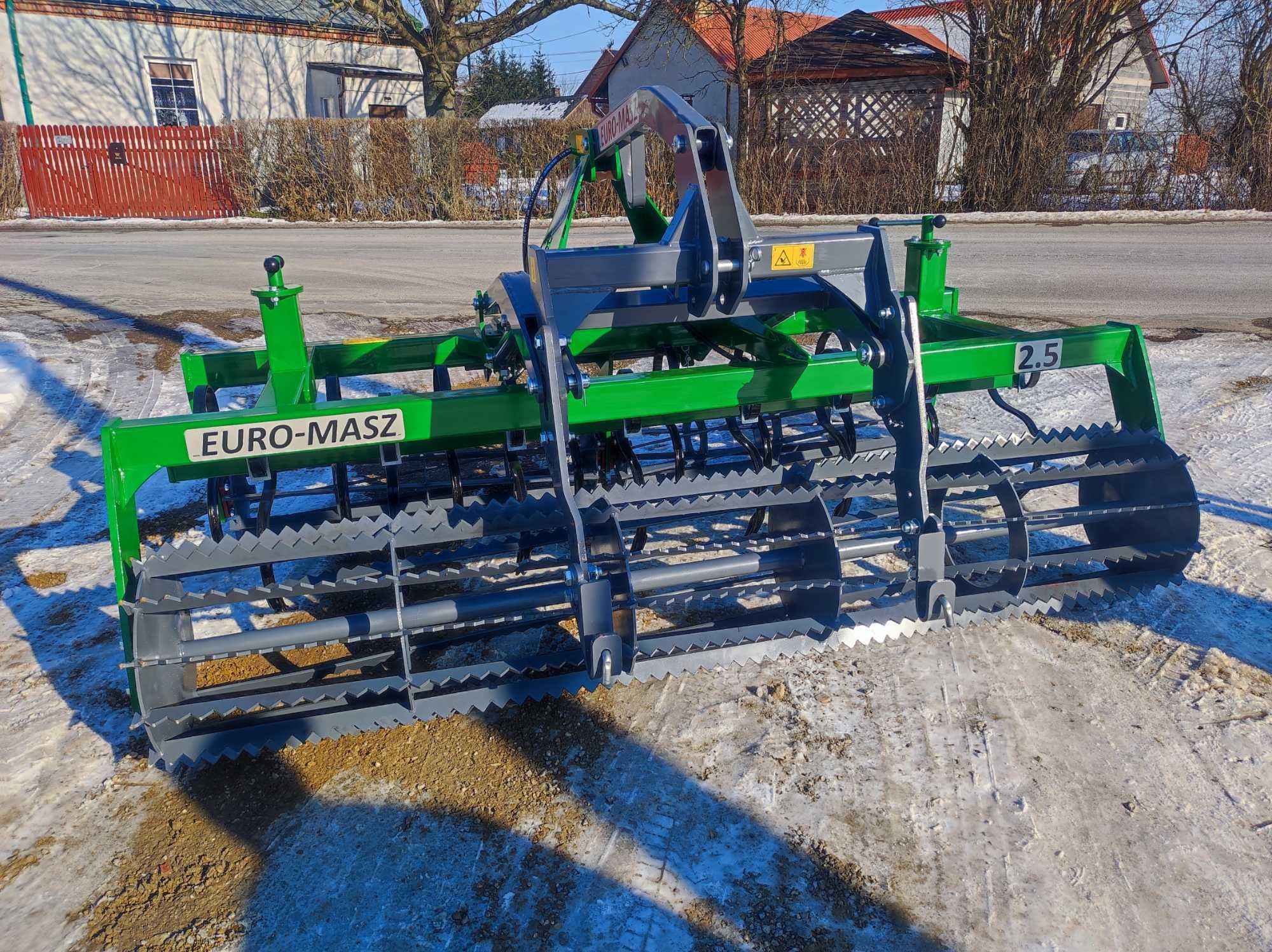 Agregat uprawowo-siewny KULTYWATOR 2,5/2,7/3m EURO-MASZ łącznik