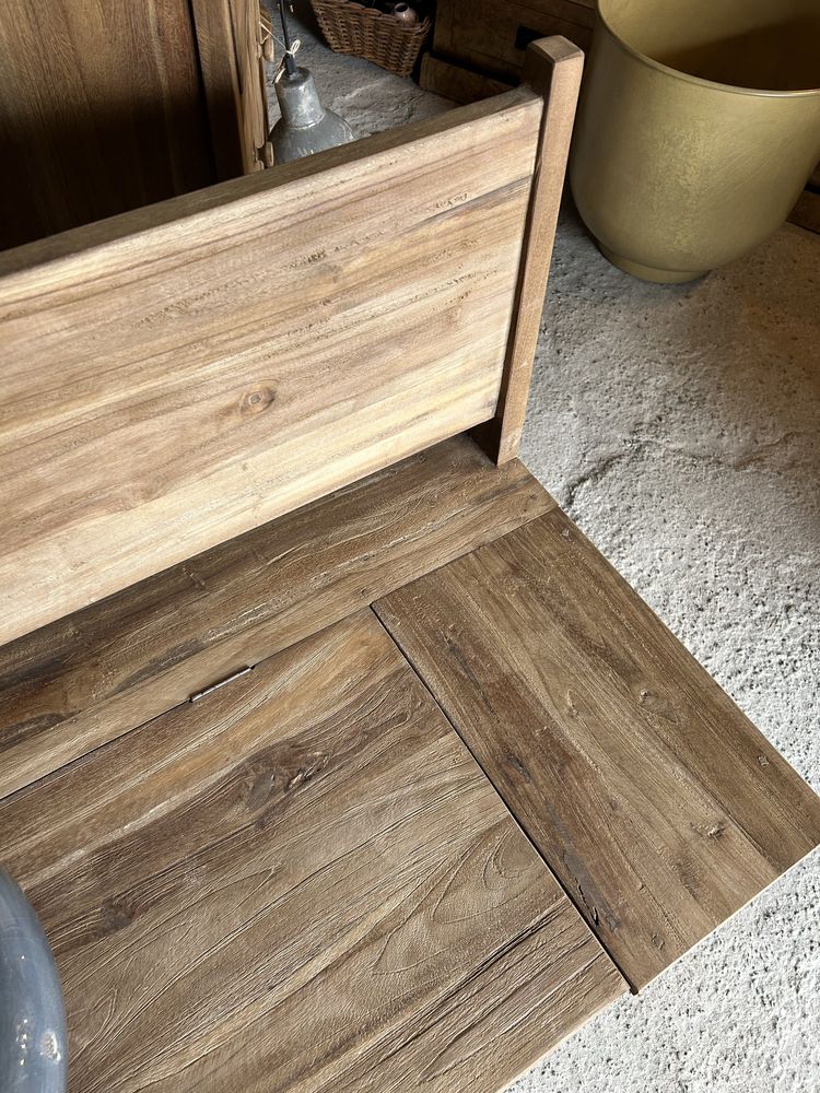 Ławka drewniana ze schowkiem ogrodowa Loberon ławeczka TEAK rustykalna