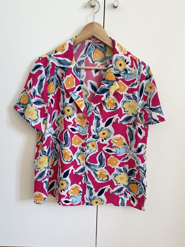 Camisa floral rosa