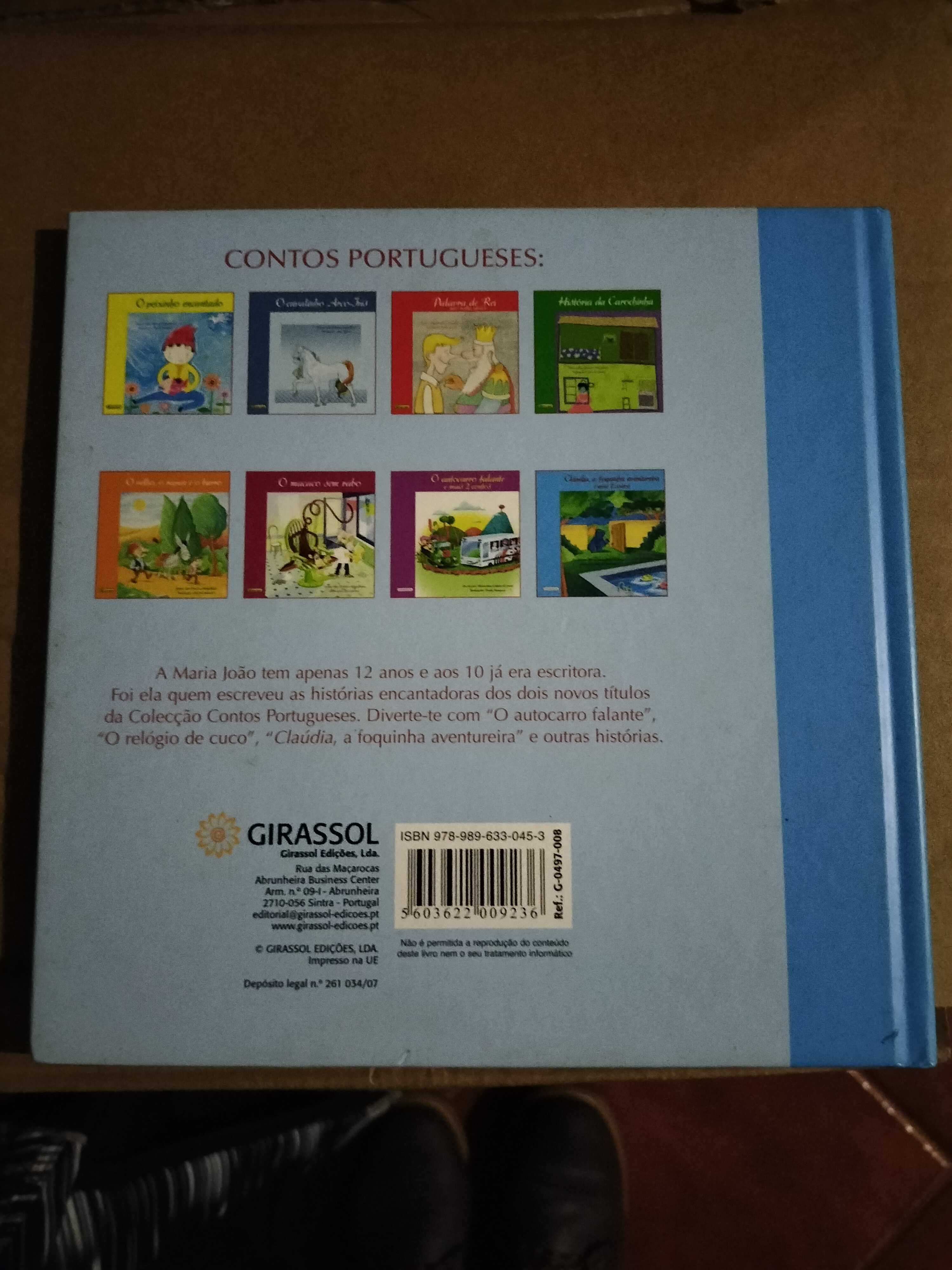 Livro infantil Cláudia, a foquinha aventureira, mais dois contos.
