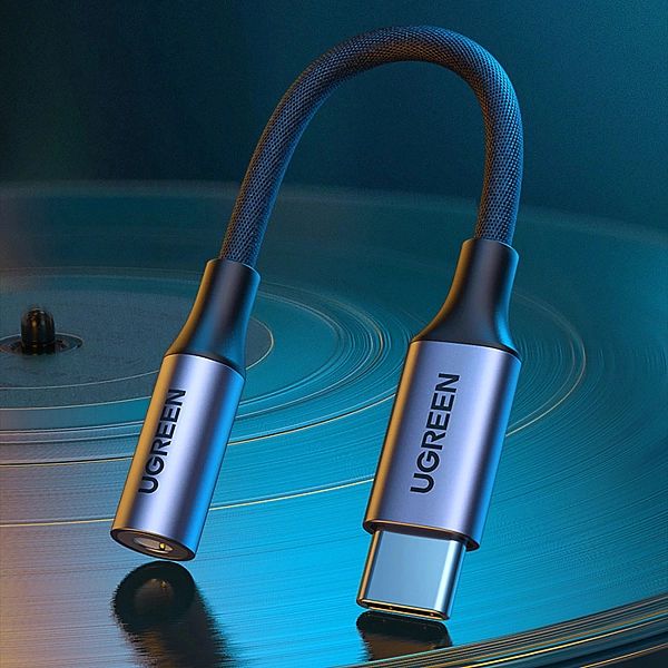 Adapter Ugreen AV161 do słuchawek mini jack 3,5 mm (żeński) / USB-C (m
