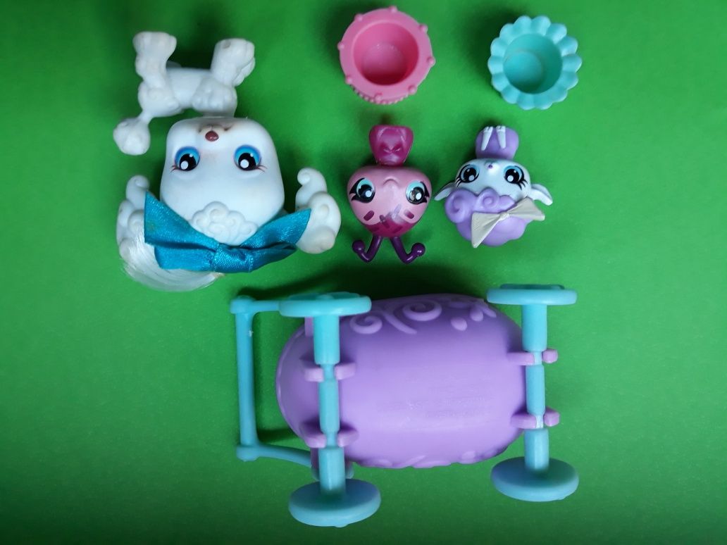 Figurka Unikat lps hasbro 2004 Pies rodzina wózek