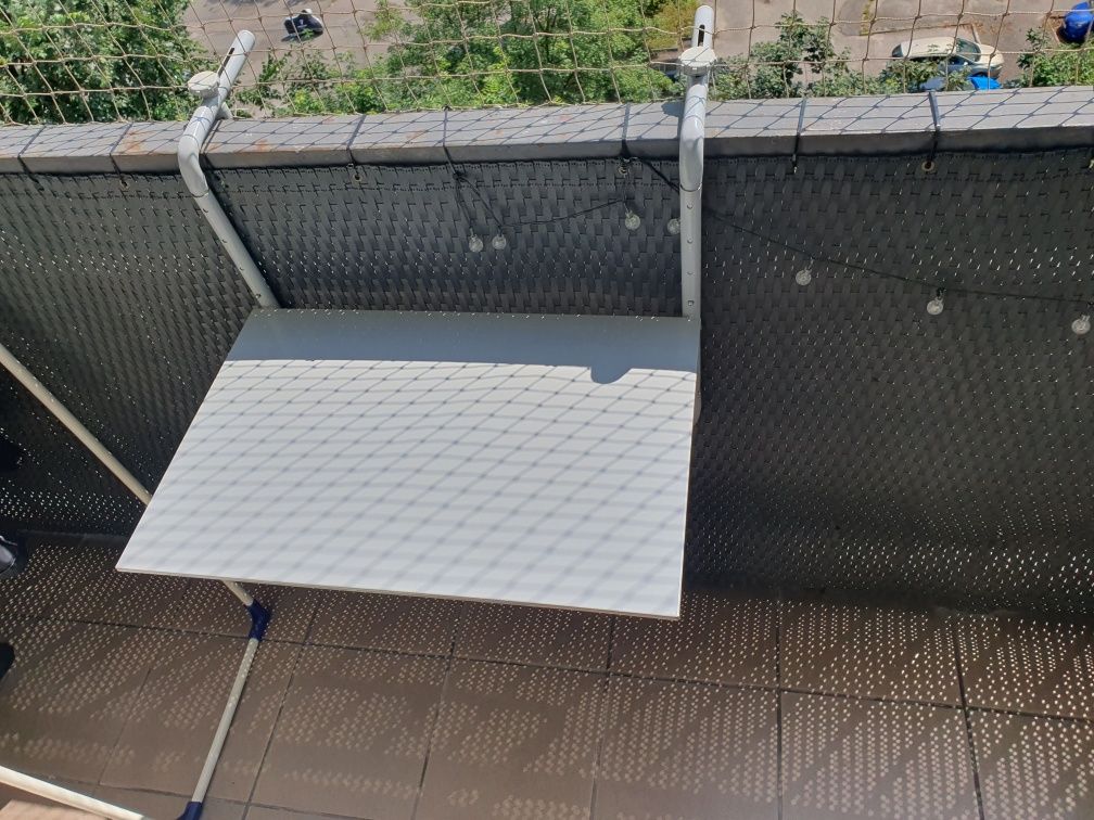 Stolik balkonowy skladany na balustradę