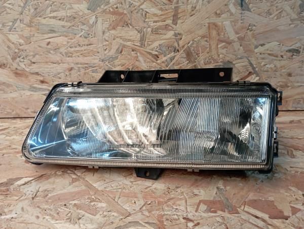Ótica / farol esquerda CITROËN Xantia (X1_, X2_)