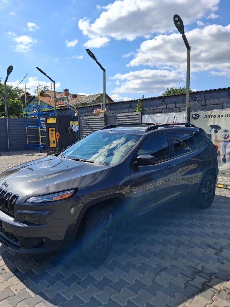 Jeep Cherokee 2016