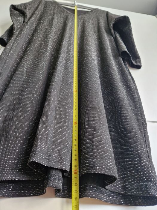 Brokatowa sukienka BELoVED – rozmiar 44/46